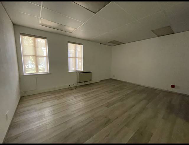 1,473M² OFFICE FOR SALE IN RIVONIA